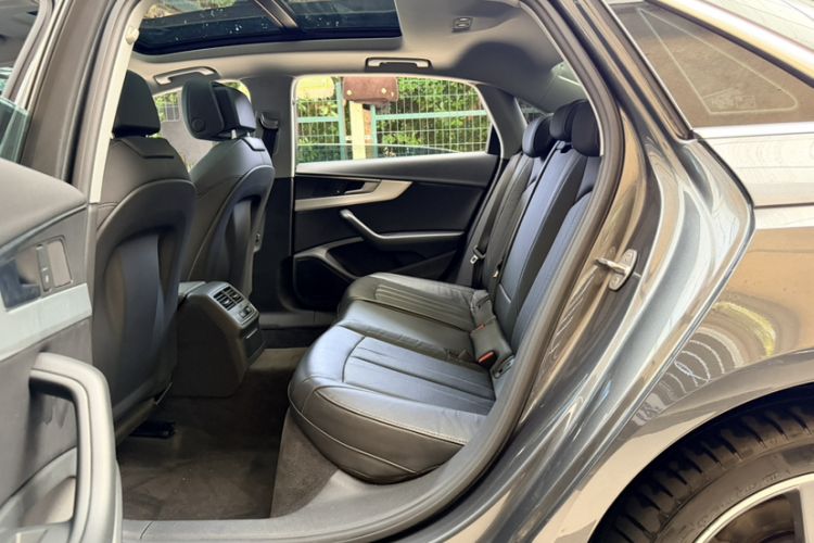 Used Audi A4L 2020 40 TFSI Fashion Dynamic Model Interior 1