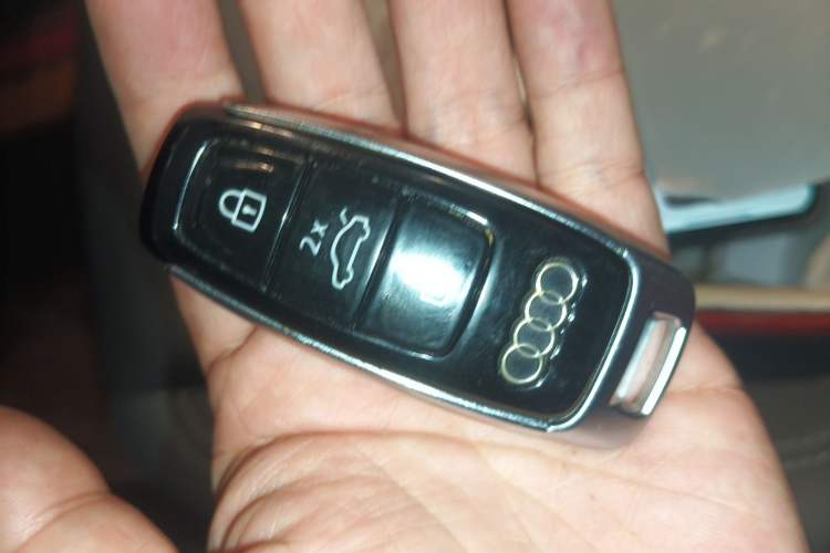 Used Audi A4L 2020 40 TFSI Fashion Dynamic Model Interior 1