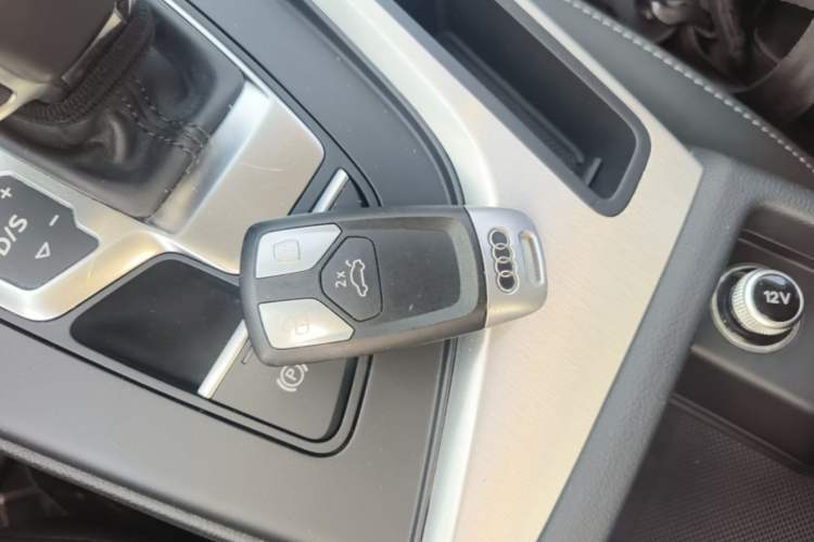 Used Audi A4L 2020 40 TFSI Fashion Dynamic Model Interior 1