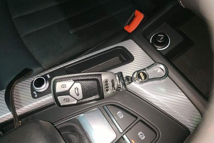 Used Audi A4L 2020 40 TFSI Fashionable and Elegant Model Interior 1