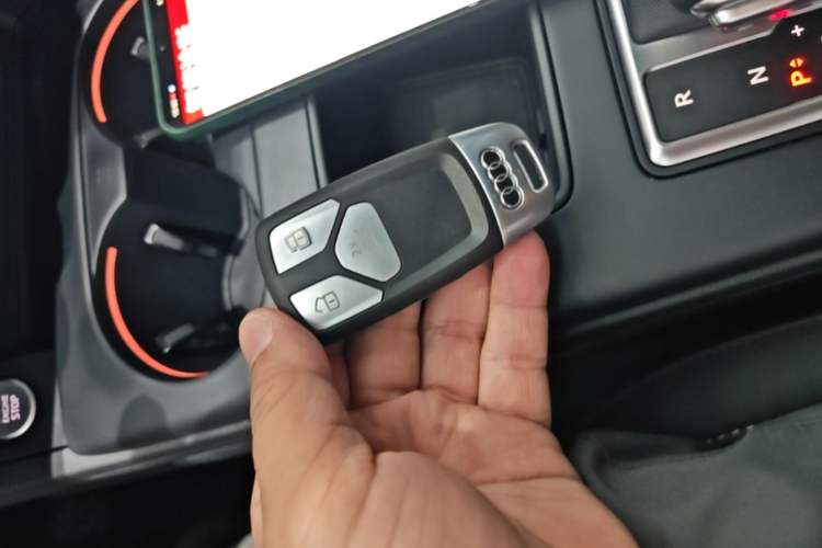 Used Audi A4L 2020 40 TFSI quattro Luxury Dynamic Model Interior 1