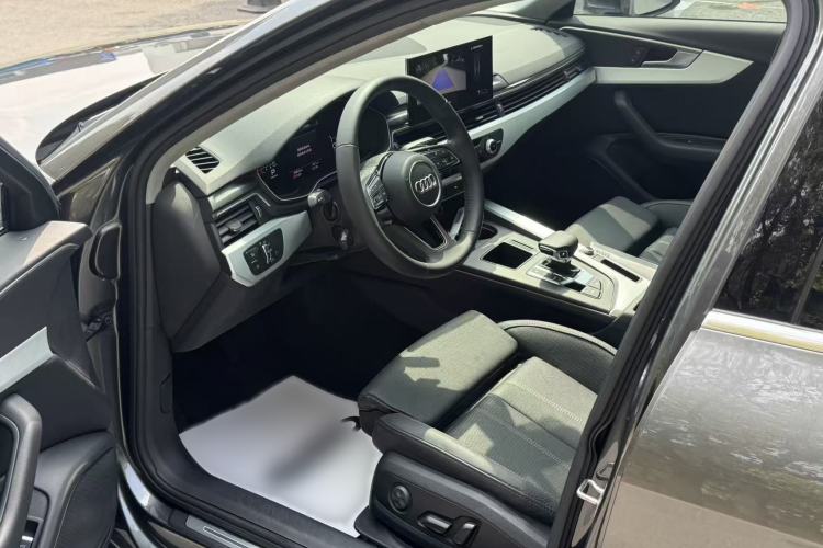 Used Audi A4L 2020 40 TFSI Fashion Dynamic Model Interior 1