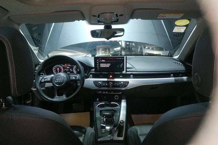 Used Audi A4L 2020 40 TFSI Fashionable and Elegant Model Interior 2