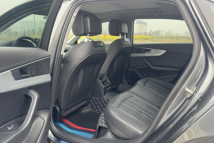 Used Audi A4L 2020 40 TFSI Fashion Dynamic Model Interior 2
