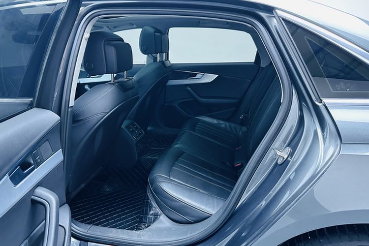 Used Audi A4L 2020 40 TFSI Fashion Dynamic Model Interior 2