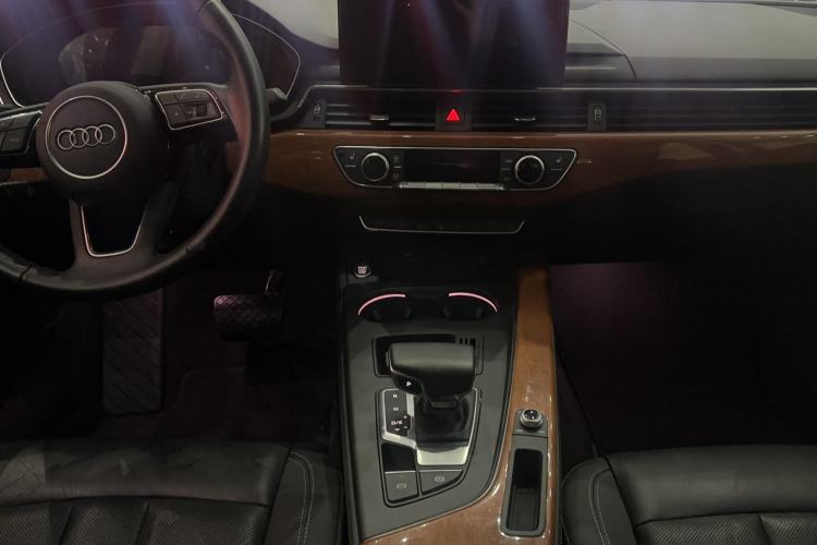 Used Audi A4L 2020 40 TFSI Luxury Prestige Edition Interior 3