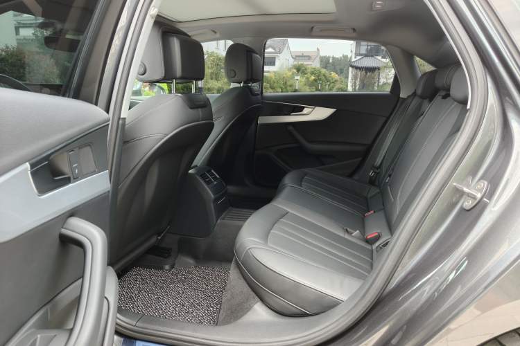Used Audi A4L 2020 40 TFSI Fashion Dynamic Model Interior 3