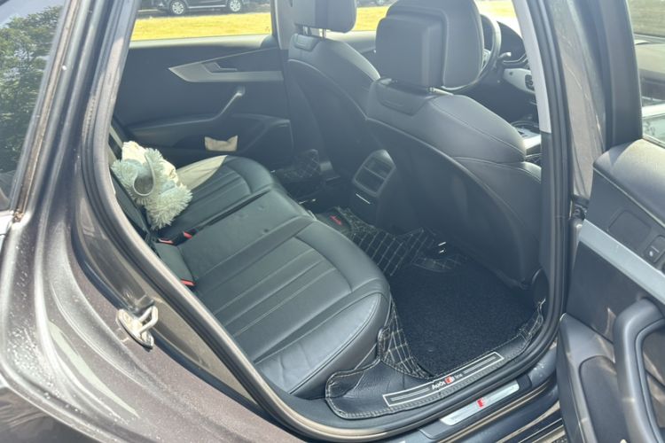 Used Audi A4L 2020 40 TFSI Fashion Dynamic Model Interior 3