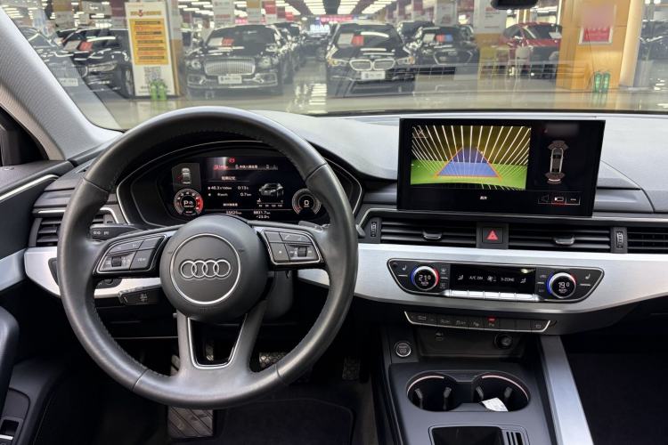 Used Audi A4L 2020 40 TFSI Luxury Dynamic Model Interior 3