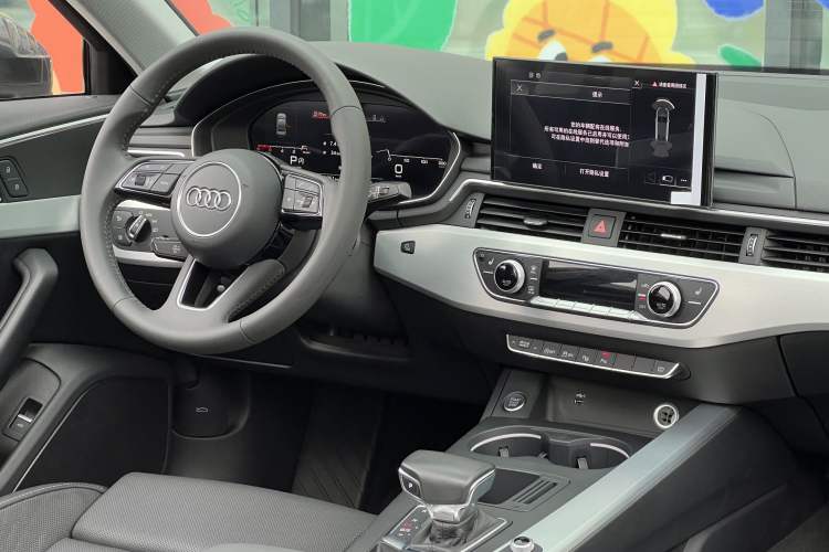 Used Audi A4L 2020 40 TFSI Luxury Dynamic Model Interior 4