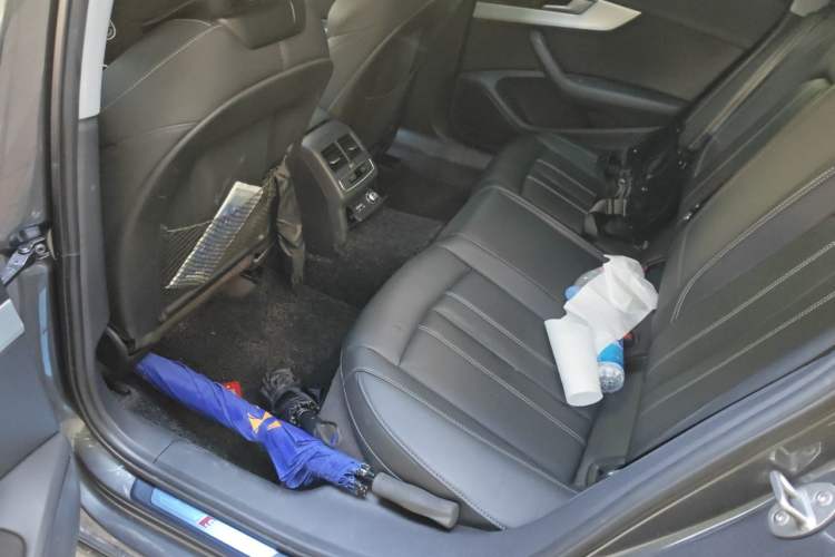 Used Audi A4L 2020 40 TFSI quattro Luxury Dynamic Model Interior 4