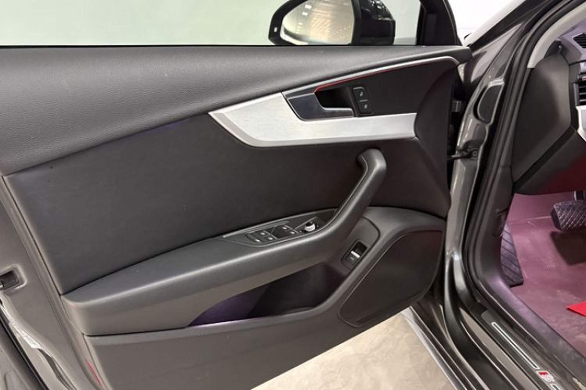 Used Audi A4L 2020 40 TFSI Fashion Dynamic Model Interior 4
