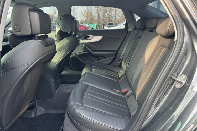 Used Audi A4L 2020 40 TFSI Fashion Dynamic Model Interior 4