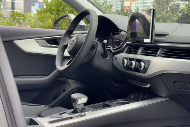 Used Audi A4L 2020 40 TFSI Fashion Dynamic Model Interior 5