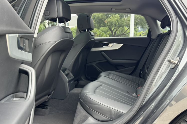 Used Audi A4L 2020 40 TFSI Fashion Dynamic Model Interior 6