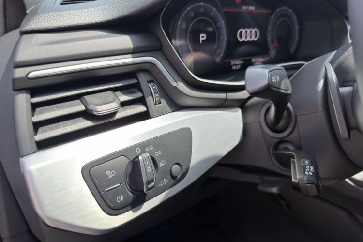 Used Audi A4L 2020 40 TFSI Fashion Dynamic Model Interior 7