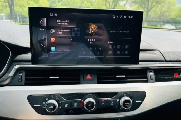 Used Audi A4L 2020 40 TFSI Fashion Dynamic Model Interior 8