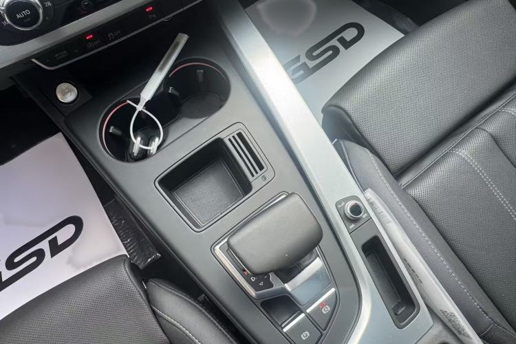 Used Audi A4L 2020 40 TFSI Fashion Dynamic Model Interior 8