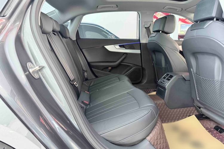 Used Audi A4L 2020 40 TFSI quattro Luxury Dynamic Model Interior 9