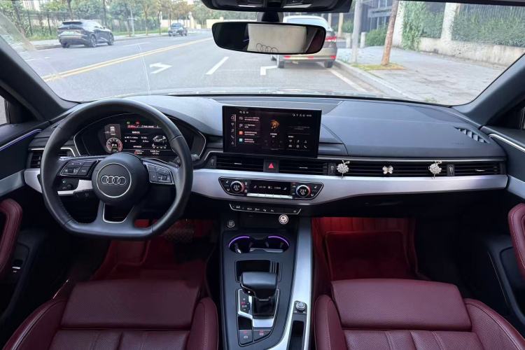 Used Audi A4L 2020 40 TFSI Luxury Dynamic Model Interior 9