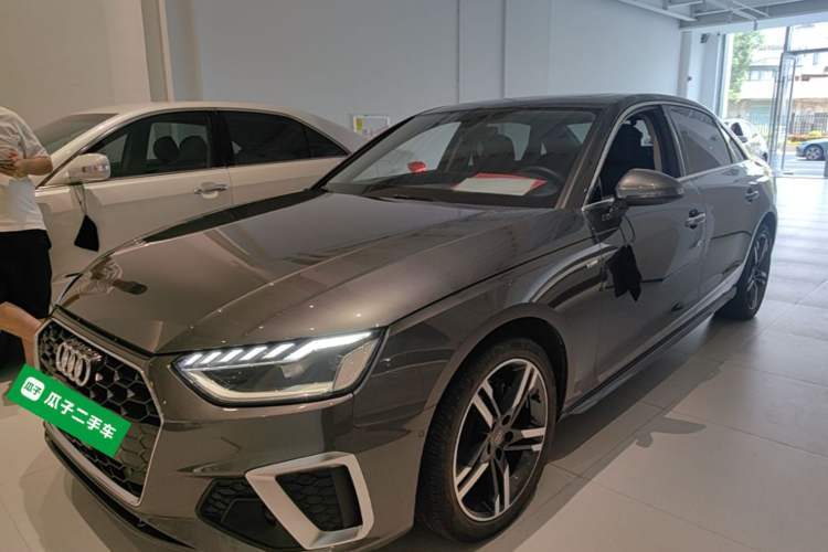 Gebrauchter Audi A4L 2020 40 TFSI quattro Luxury Dynamic Model Guazi used car, China used car export, Used car for sale, Used  cars, Cheapest cars for sale