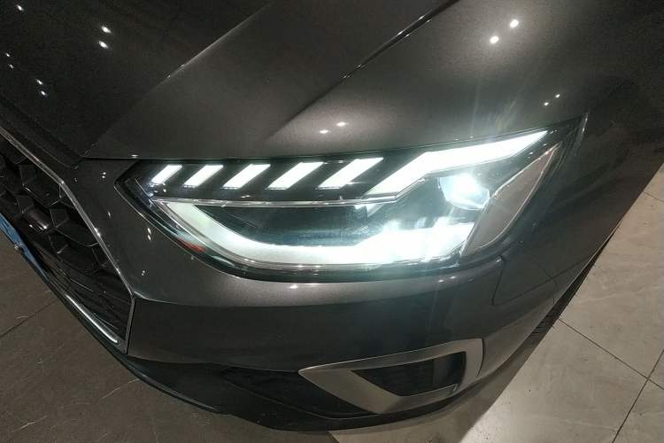 Used Audi A4L 2020 40 TFSI Fashion Dynamic Model Left Front Headlight