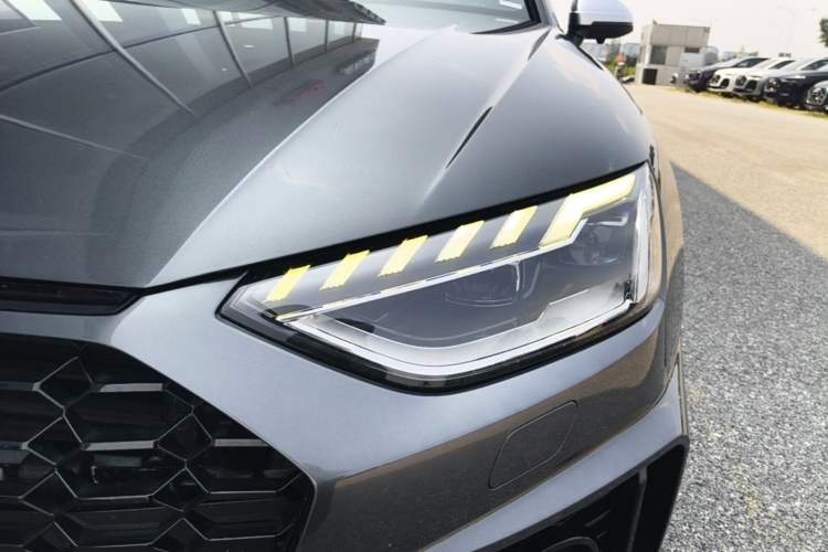 Used Audi A4L 2020 40 TFSI quattro Luxury Dynamic Model Left Front Headlight