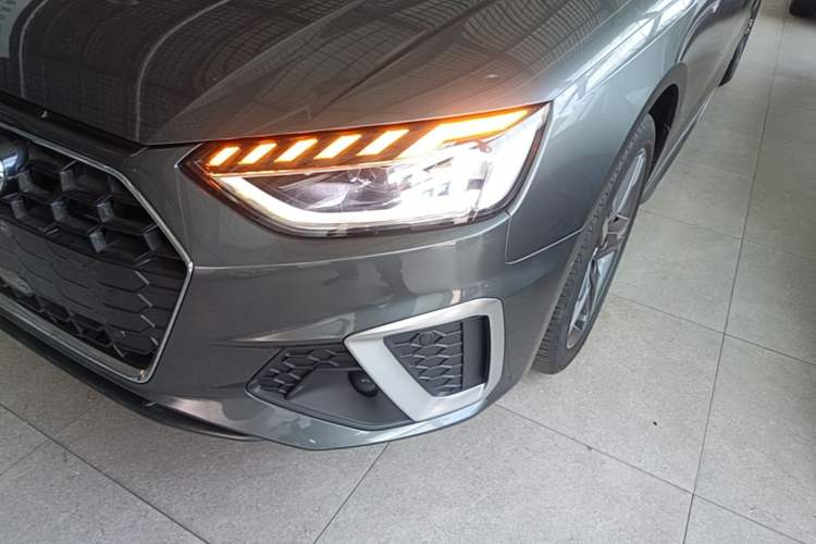 Used Audi A4L 2020 40 TFSI quattro Luxury Dynamic Model Left Front Headlight