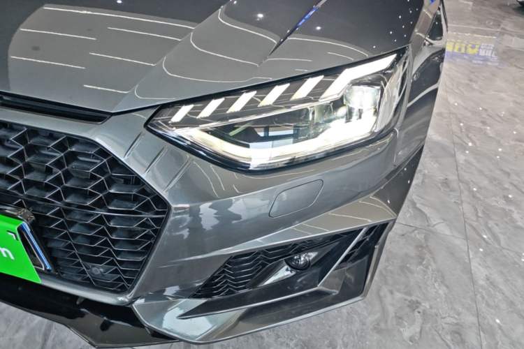 Used Audi A4L 2020 40 TFSI quattro Luxury Dynamic Model Left Front Headlight