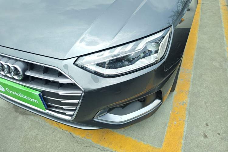 Used Audi A4L 2020 40 TFSI Fashionable and Elegant Model Left Front Headlight