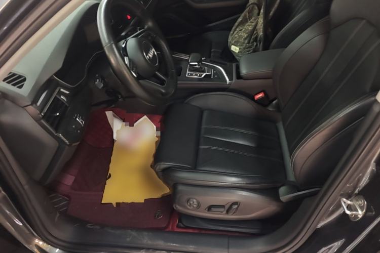 Used Audi A4L 2020 40 TFSI Luxury Dynamic Model Left Front Seat