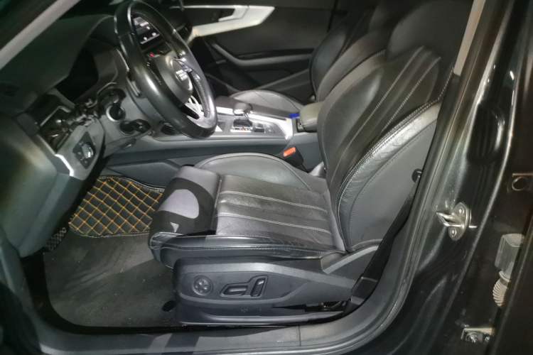 Used Audi A4L 2020 40 TFSI Fashion Dynamic Model Left Front Seat