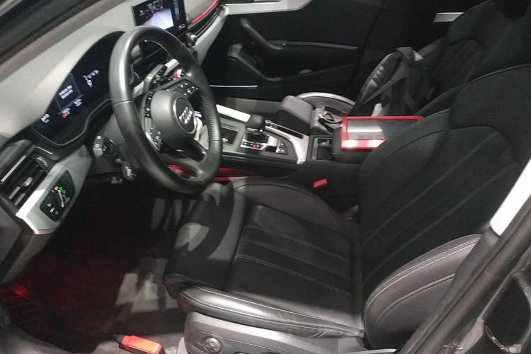 Used Audi A4L 2020 40 TFSI Fashion Dynamic Model Left Front Seat