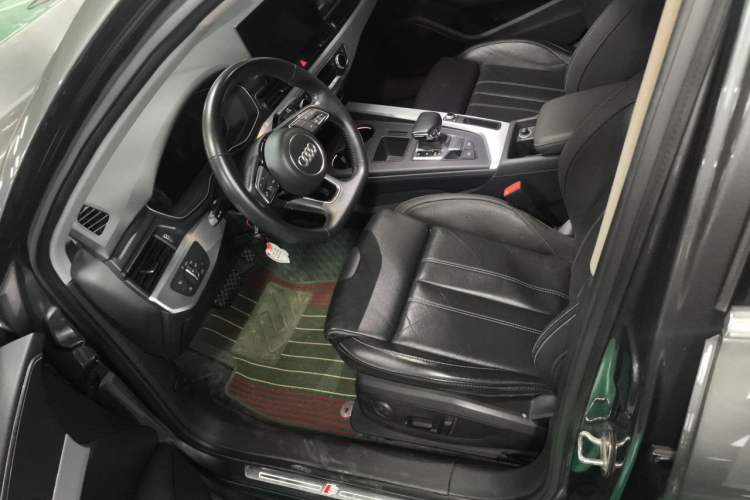 Used Audi A4L 2020 40 TFSI Fashion Dynamic Model Left Front Seat