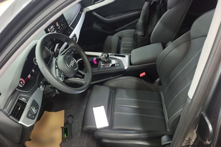 Used Audi A4L 2020 40 TFSI Fashion Dynamic Model Left Front Seat