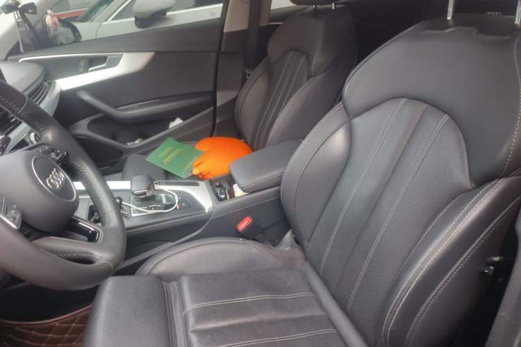 Used Audi A4L 2020 40 TFSI Luxury Dynamic Model Left Front Seat