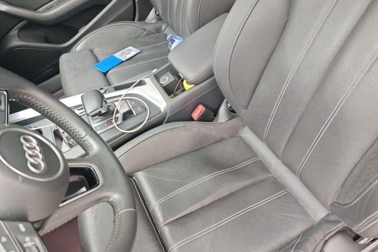 Used Audi A4L 2020 40 TFSI quattro Luxury Dynamic Model Left Front Seat