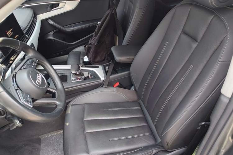 Used Audi A4L 2020 40 TFSI Fashionable and Elegant Model Left Front Seat