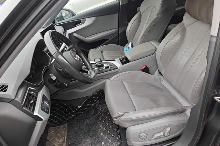 Used Audi A4L 2020 40 TFSI Fashion Dynamic Model Left Front Seat