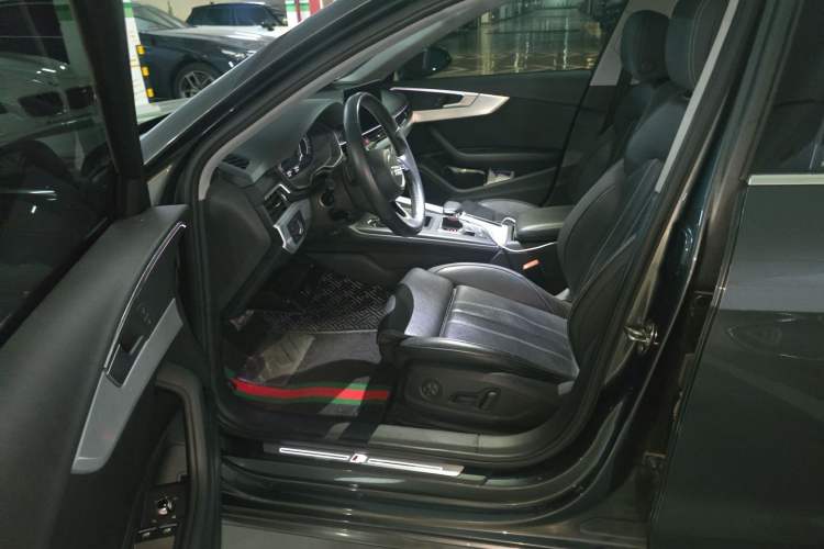 Used Audi A4L 2020 40 TFSI Luxury Dynamic Model Left Front Seat