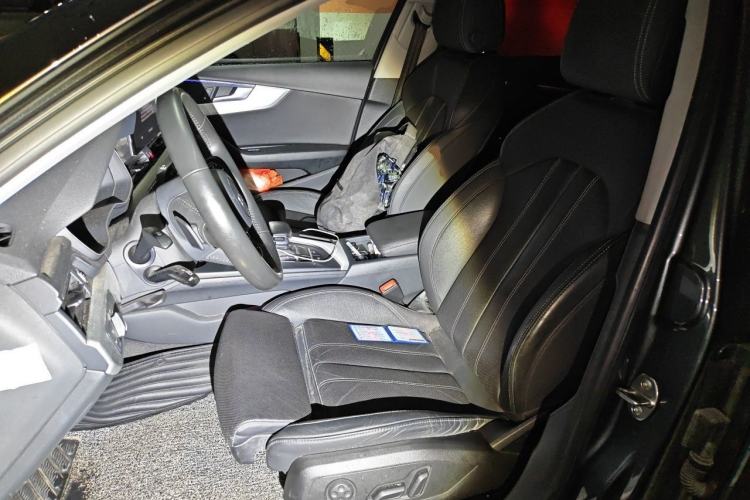 Used Audi A4L 2020 40 TFSI quattro Luxury Dynamic Model Left Front Seat