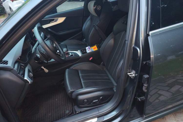 Used Audi A4L 2020 40 TFSI Fashion Dynamic Model Left Front Seat