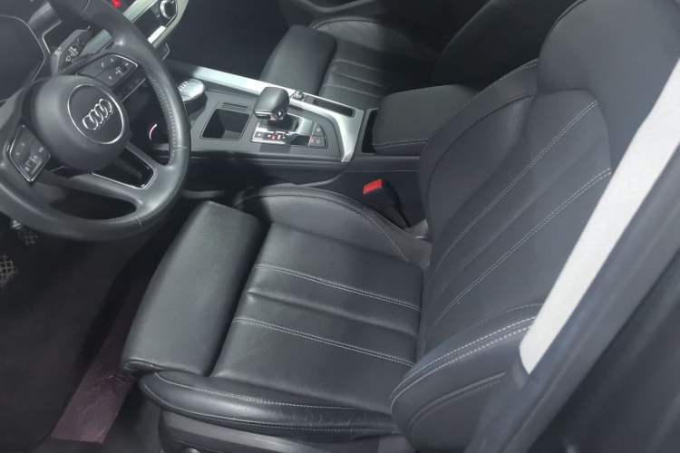 Used Audi A4L 2020 40 TFSI Luxury Dynamic Model Left Front Seat