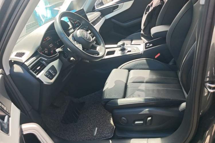 Used Audi A4L 2020 40 TFSI Fashion Dynamic Model Left Front Seat
