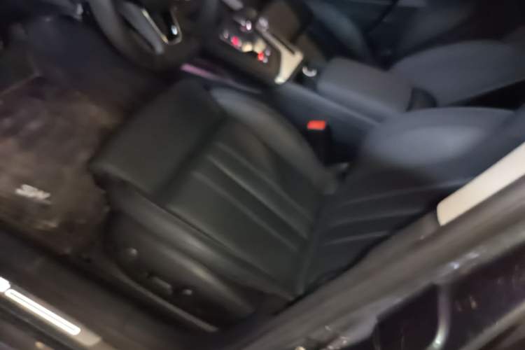 Used Audi A4L 2020 40 TFSI Luxury Dynamic Model Left Front Seat