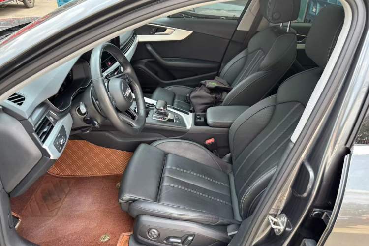 Used Audi A4L 2020 40 TFSI Fashion Dynamic Model Left Front Seat