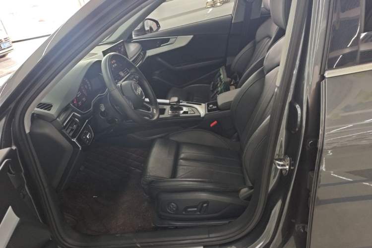 Used Audi A4L 2020 40 TFSI Fashion Dynamic Model Left Front Seat