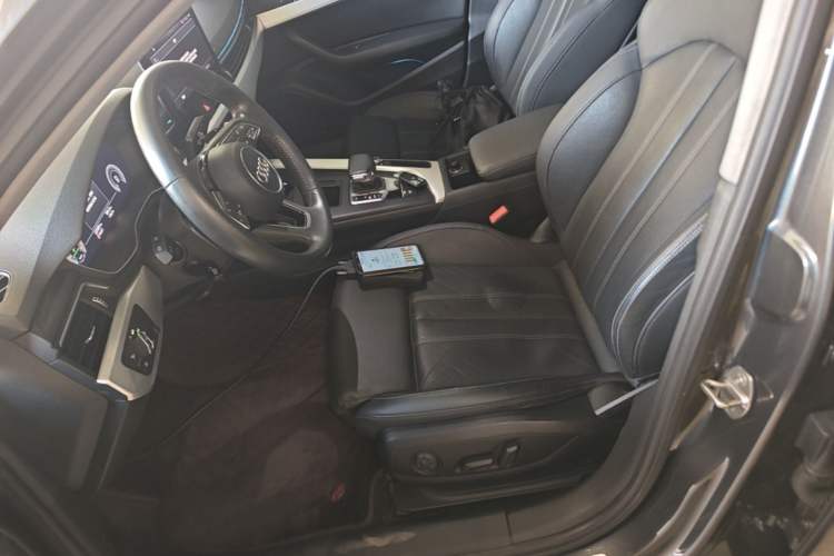 Used Audi A4L 2020 40 TFSI Fashion Dynamic Model Left Front Seat
