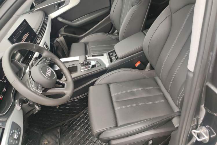 Used Audi A4L 2020 40 TFSI Luxury Dynamic Model Left Front Seat