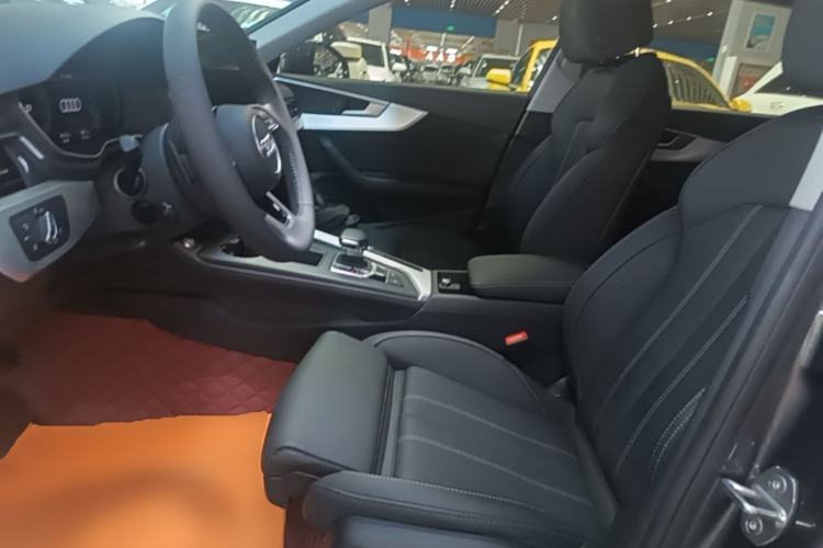 Used Audi A4L 2020 40 TFSI Fashion Dynamic Model Left Front Seat
